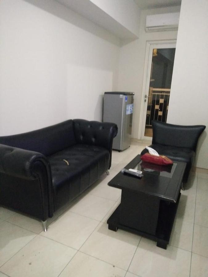 Springlake Apartemen 2Br-Sumarecon-Bekasi, By Bu Johan Zewnętrze zdjęcie