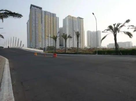 Springlake Apartemen 2Br-Sumarecon-Bekasi, By Bu Johan Zewnętrze zdjęcie